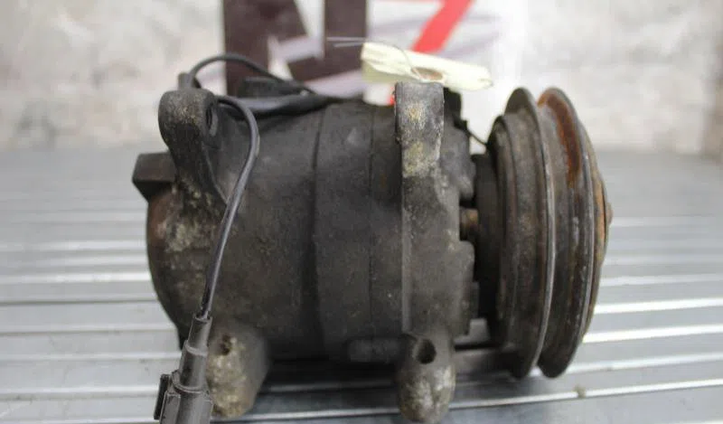 Compresseur air conditionne NISSAN TERRANO 2 PHASE 1 occasion — photo 3