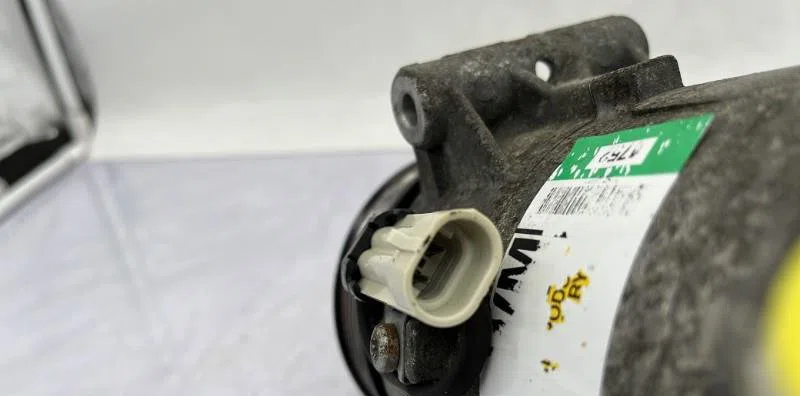 Compresseur air conditionne OPEL ASTRA H GTC PHASE 1 occasion — photo 4