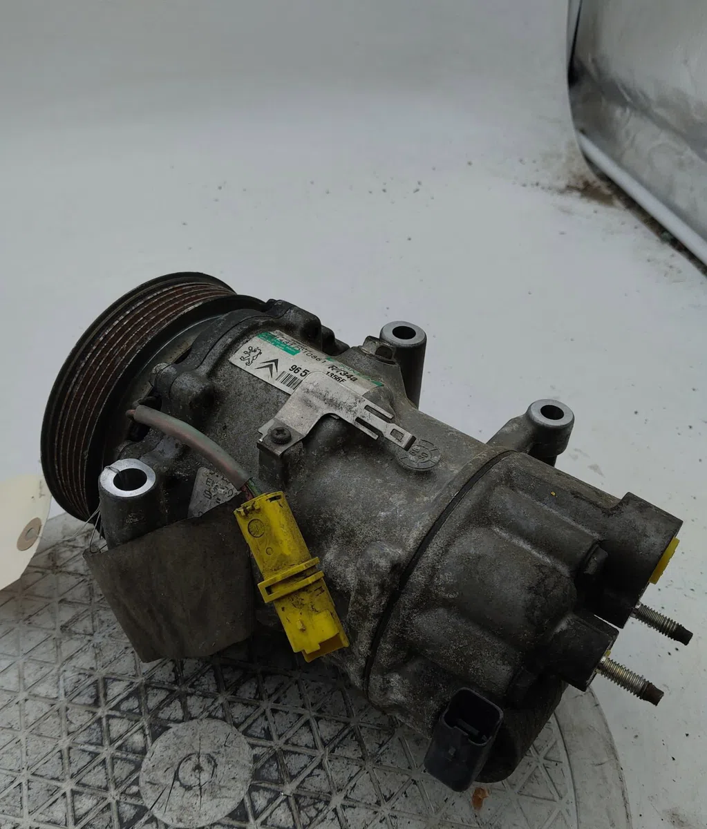 Compresseur air conditionne PEUGEOT 308 I CC occasion — photo 2