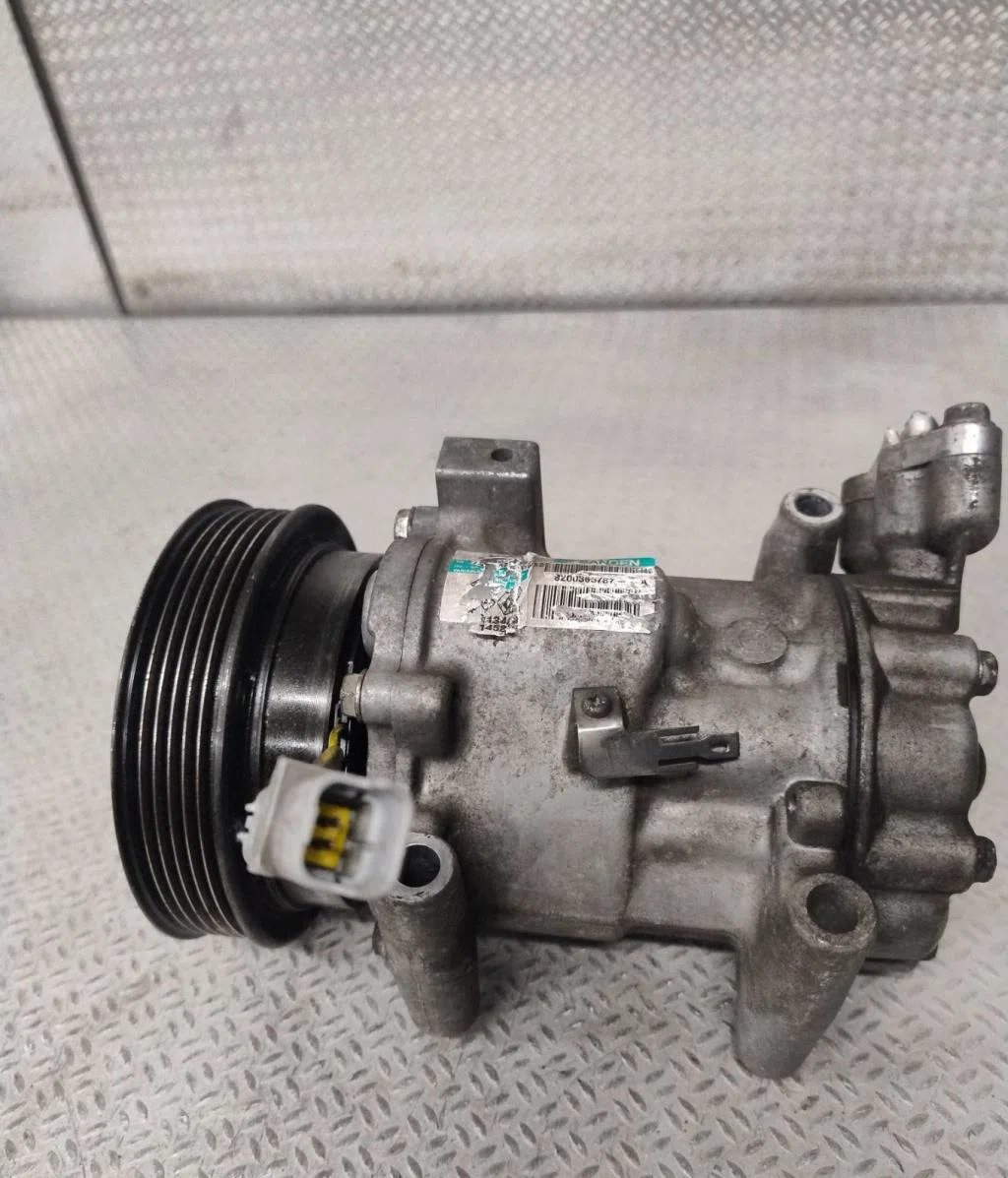 Compresseur air conditionne RENAULT CLIO 3  CLIO 3 PHASE 1 occasion