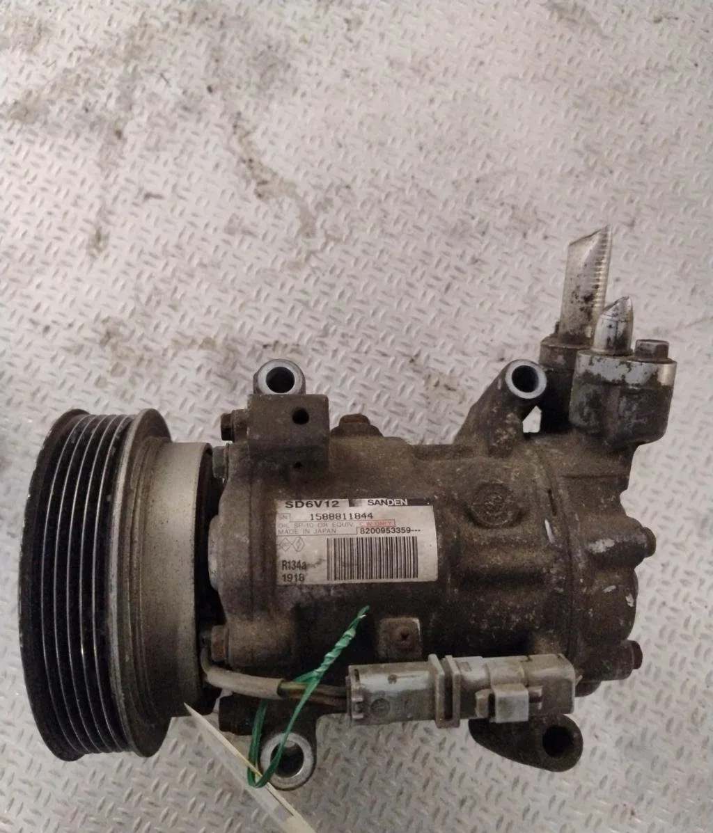 Compresseur air conditionne RENAULT CLIO 3  CLIO 3 PHASE 2 occasion — photo 2