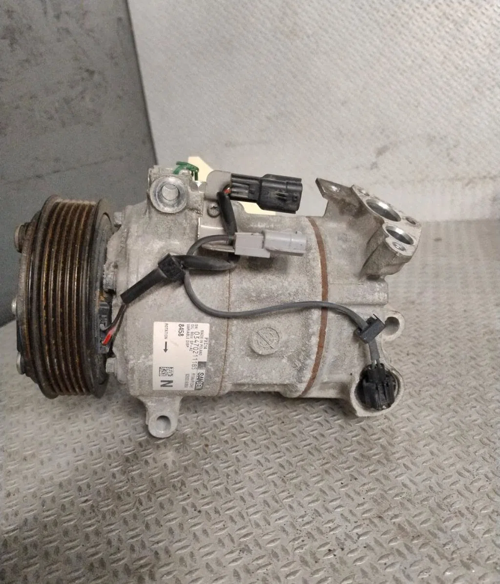 Compresseur air conditionne RENAULT CLIO 5  CLIO 5 PHASE 1 occasion — photo 2