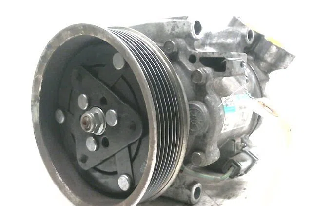 Compresseur air conditionne Renault CLIO III (BR0-1, CR0-1) 1.2 16v (br02, br0j, br11, cr02, cr0j, cr11) (2005-2014) 5 p