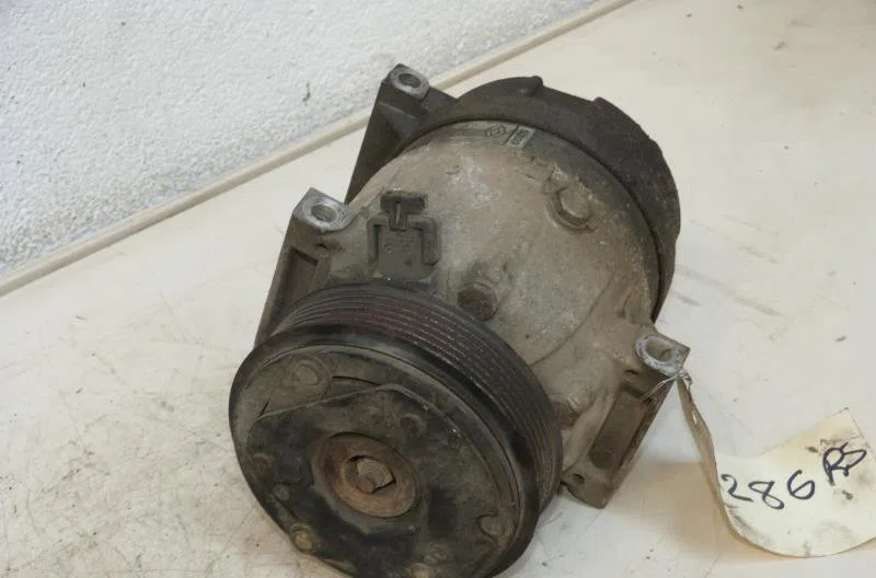 Compresseur air conditionne RENAULT MEGANE 1 PHASE 1 occasion — photo 2