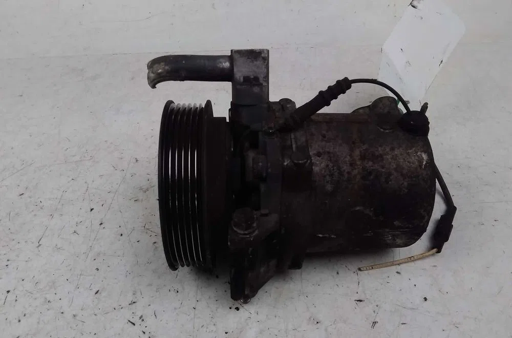 Compresseur air conditionne Santana 300-350 1.6 hdi 4x4 (2006-2011) occasion — photo 2
