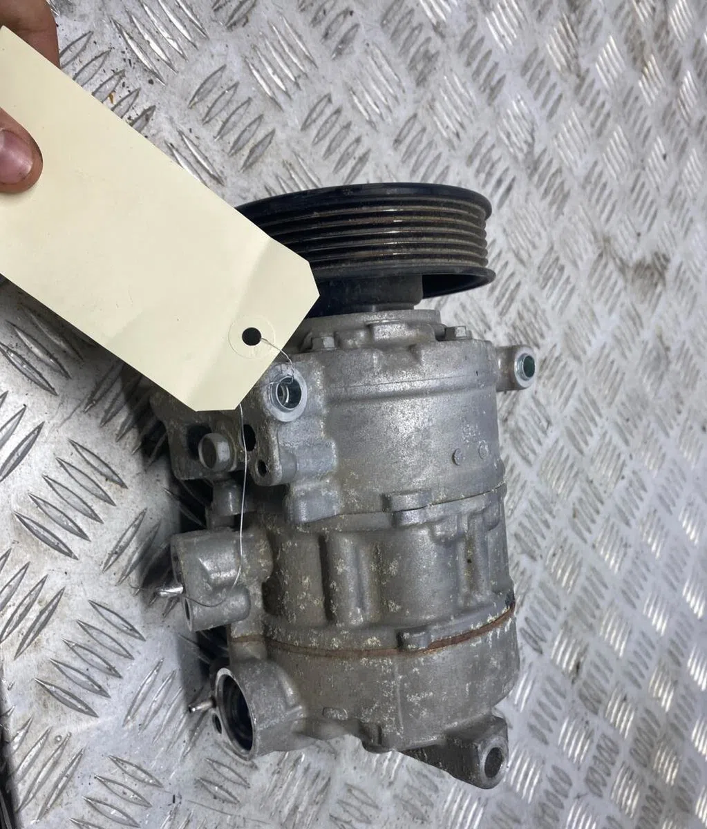Compresseur air conditionne SEAT IBIZA 5 PHASE 1 occasion — photo 4