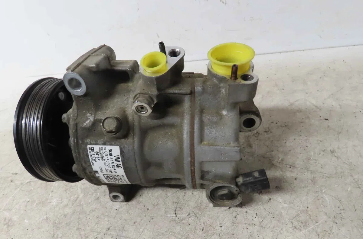 Compresseur air conditionne SKODA FABIA III occasion — photo 2