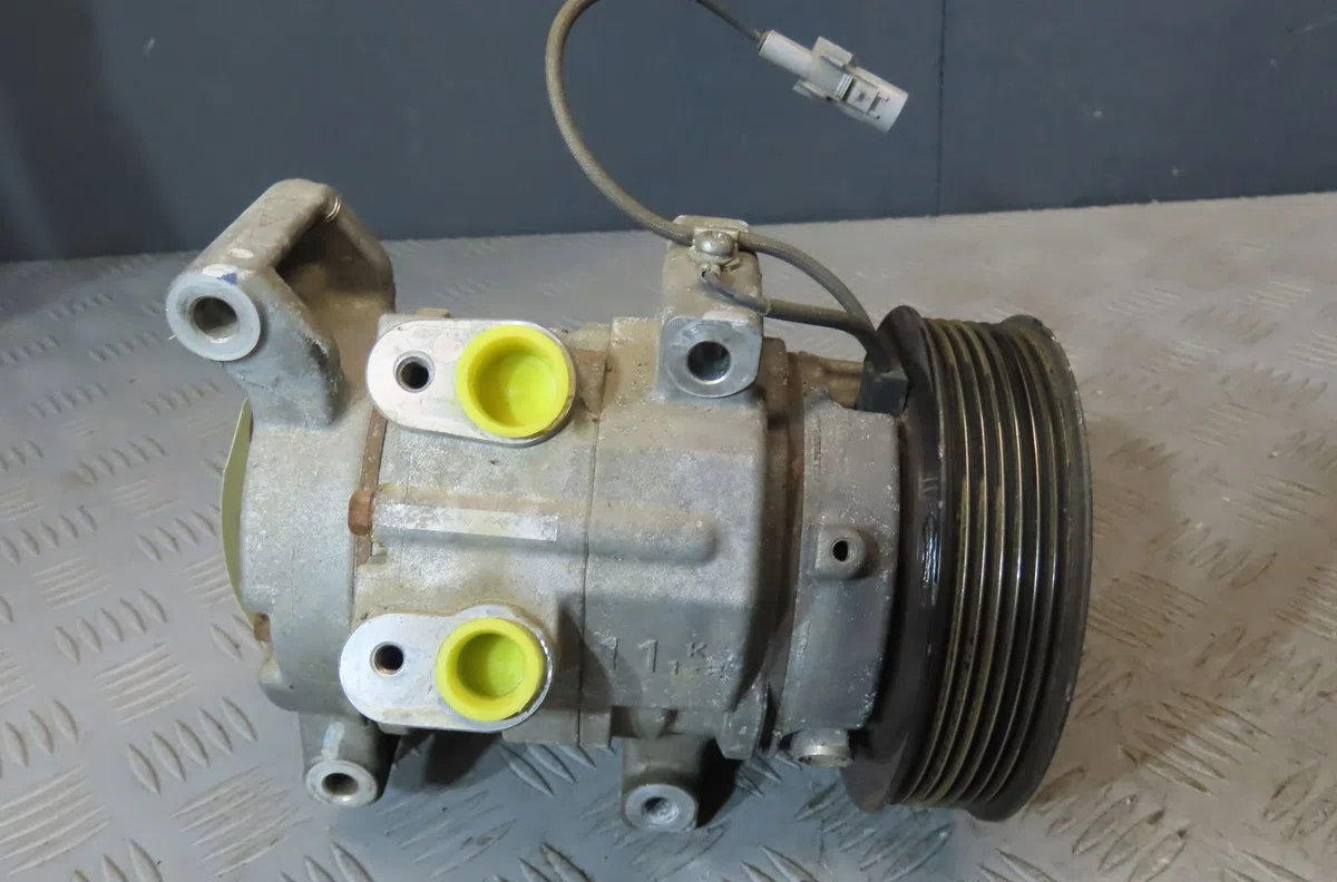 Compresseur air conditionne TOYOTA HILUX occasion — photo 2