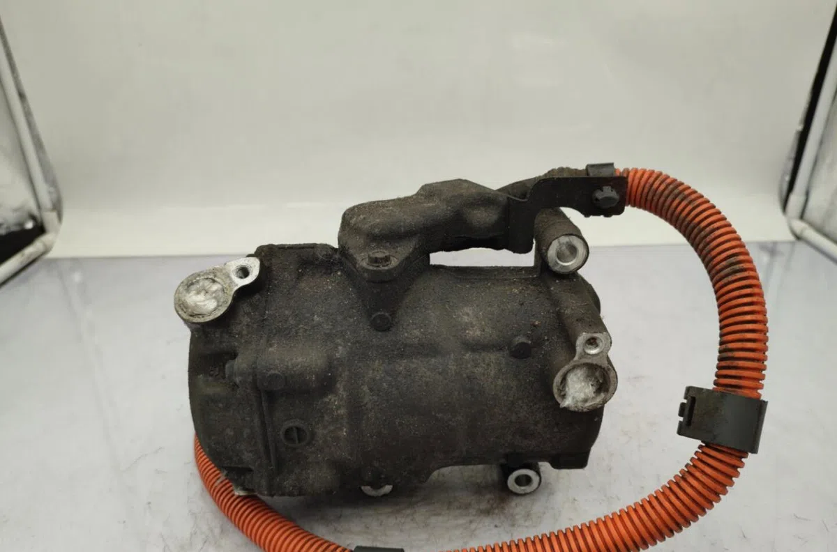 Compresseur air conditionne TOYOTA PRIUS 2 occasion — photo 3