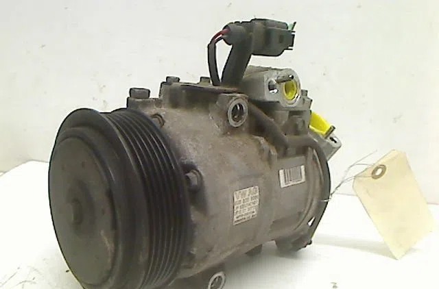 Compresseur air conditionne Volkswagen POLO V (6R1, 6C1) 1.2 (2009) occasion — photo 2