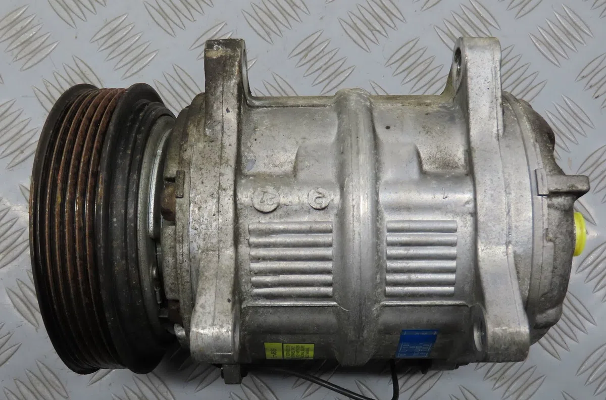 Compresseur air conditionne Volvo S40 I (644) 1.8 (2001-2003) occasion — photo 2