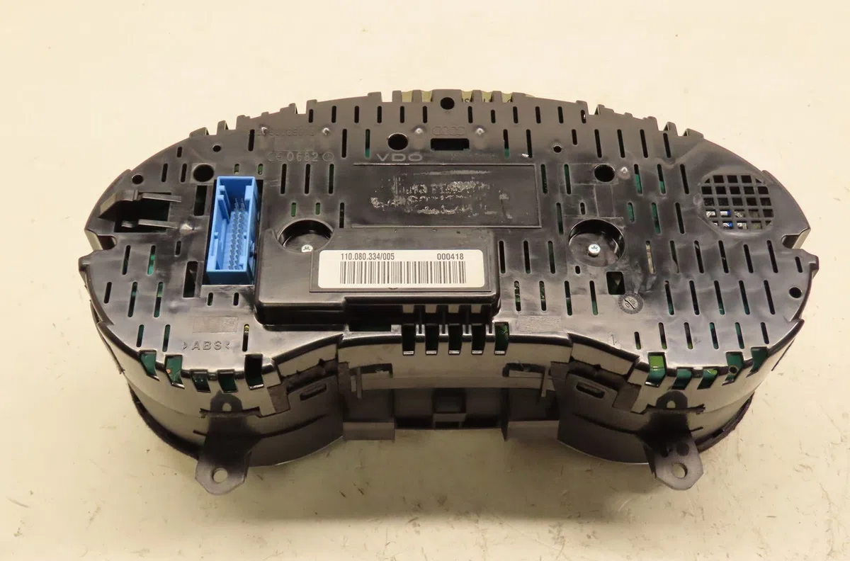 Compteur Audi TT (8J3) 2.0 tfsi (2006-2010) occasion — photo 4