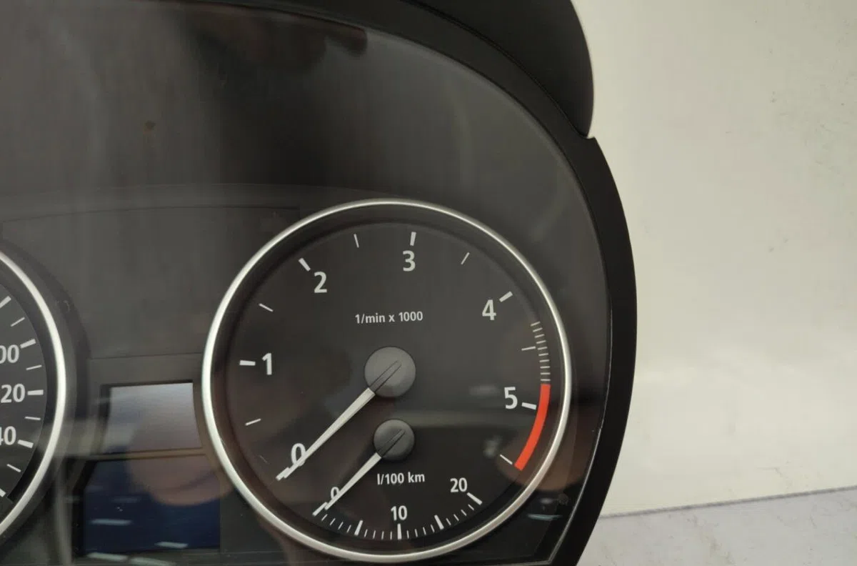 Compteur BMW SERIE 3 E91 TOURING PHASE 1 BREAK occasion — photo 4