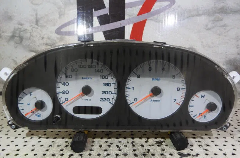Compteur CHRYSLER VOYAGER 4 PHASE 1 occasion — photo 2