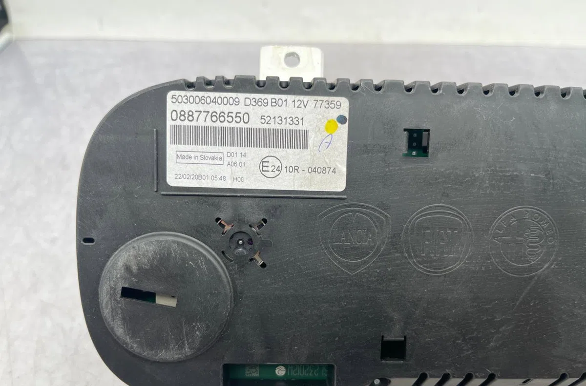 Compteur FIAT PANDA 3 PHASE 1 occasion — photo 2