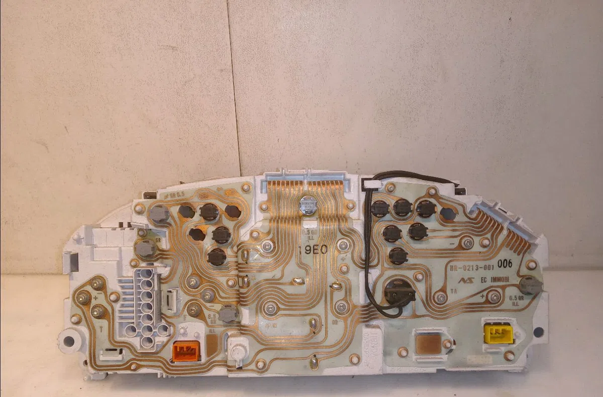 Compteur Honda CR-V I (RD) 2.0 16v 4wd (rd1, rd3) (1995-2001) occasion — photo 2