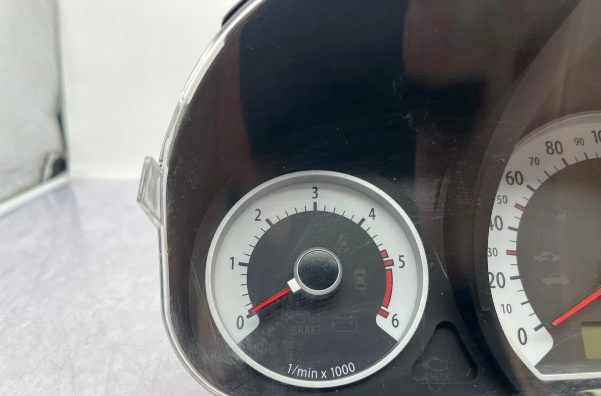 Compteur KIA CEE-D 1 SPORT WAGON PHASE 1 BREAK occasion — photo 4