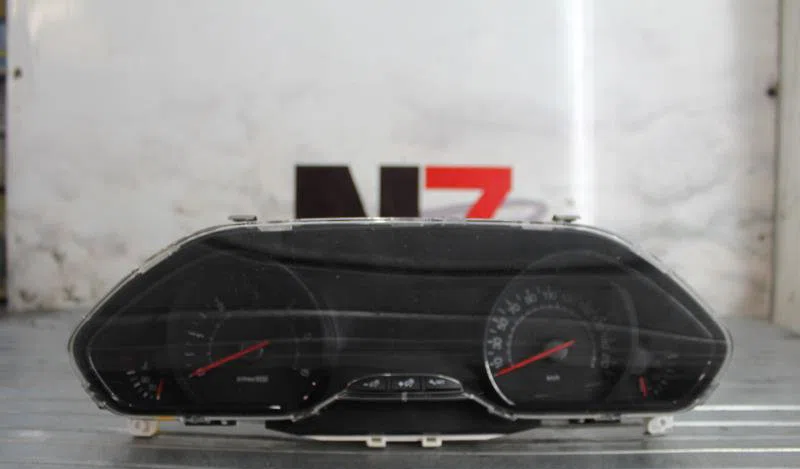 Compteur PEUGEOT 208 1 PHASE 1 occasion — photo 2