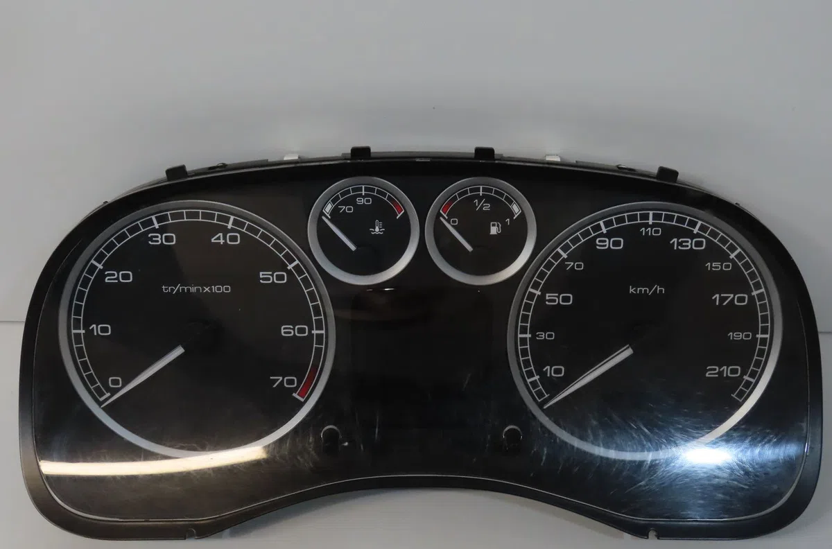 Compteur Peugeot 307 (3A-C) 1.4 16v (2003-2007) occasion — photo 2
