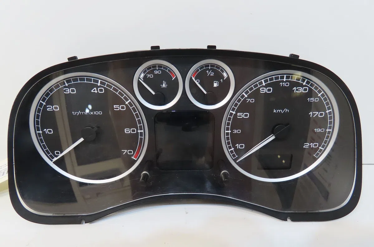 Compteur Peugeot 307 (3A-C) 1.4 16v (2003-2007) occasion — photo 2