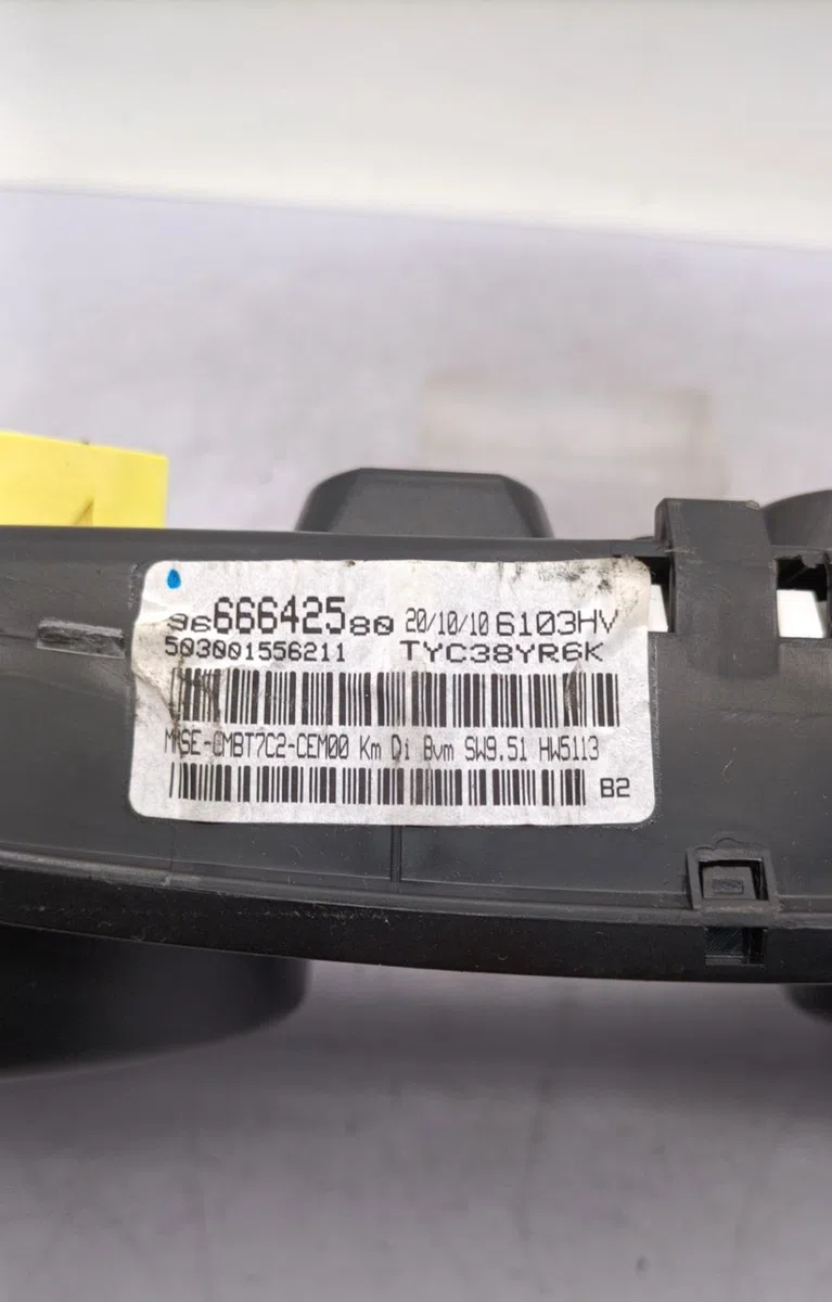 Compteur PEUGEOT 308 1 SW PHASE 1 BREAK occasion — photo 2