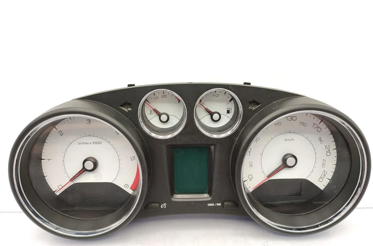 Compteur PEUGEOT 308 1 SW PHASE 2 BREAK occasion — photo 3