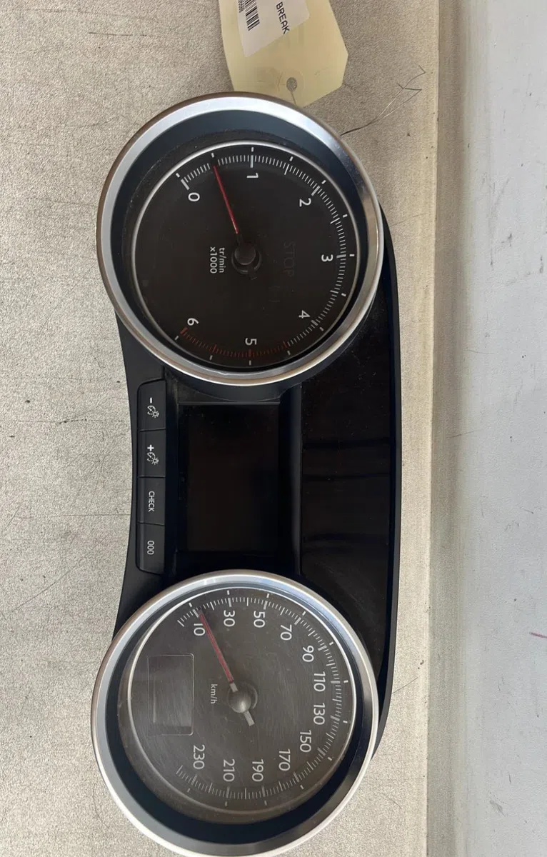 Compteur Peugeot 508 SW I (8E_) 2.0 hdi (2010-2018) occasion — photo 2
