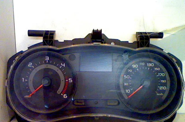 Compteur RENAULT CLIO III 2007 occasion — photo 3