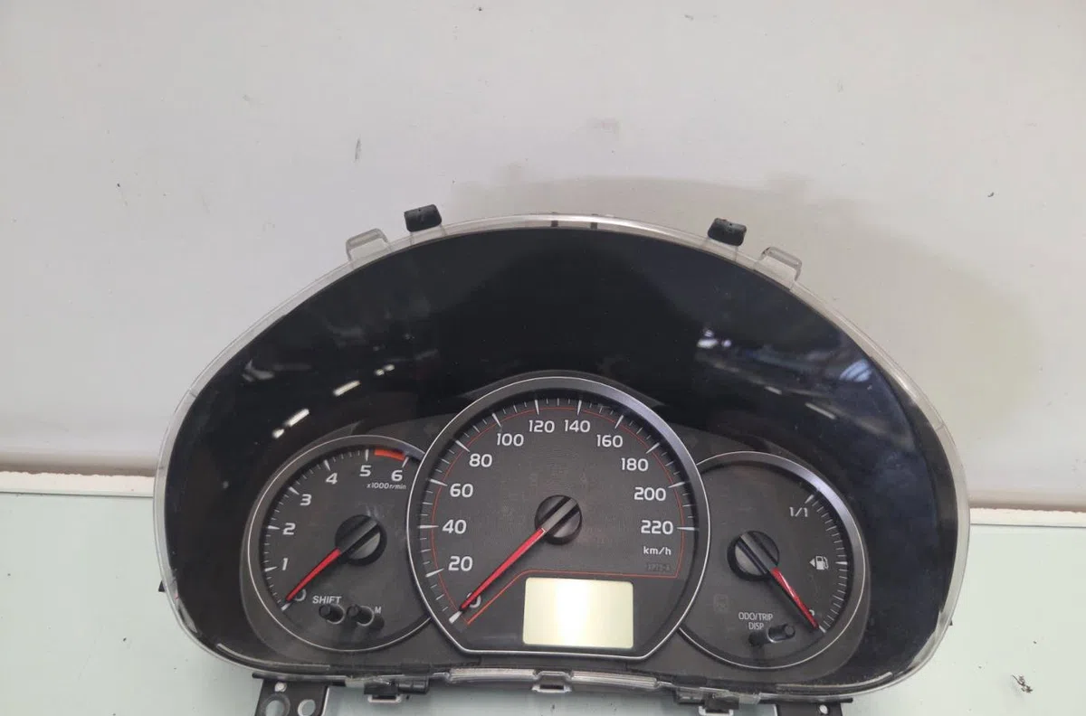 Compteur TOYOTA YARIS 3 PHASE 1 occasion — photo 2