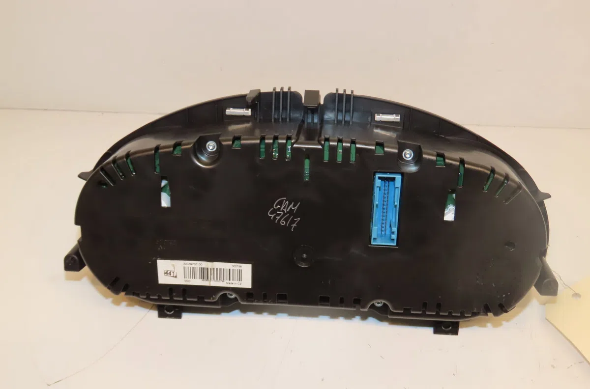 Compteur Volkswagen PASSAT B7 (362) 2.0 tdi 4motion (2010-2014) occasion — photo 2