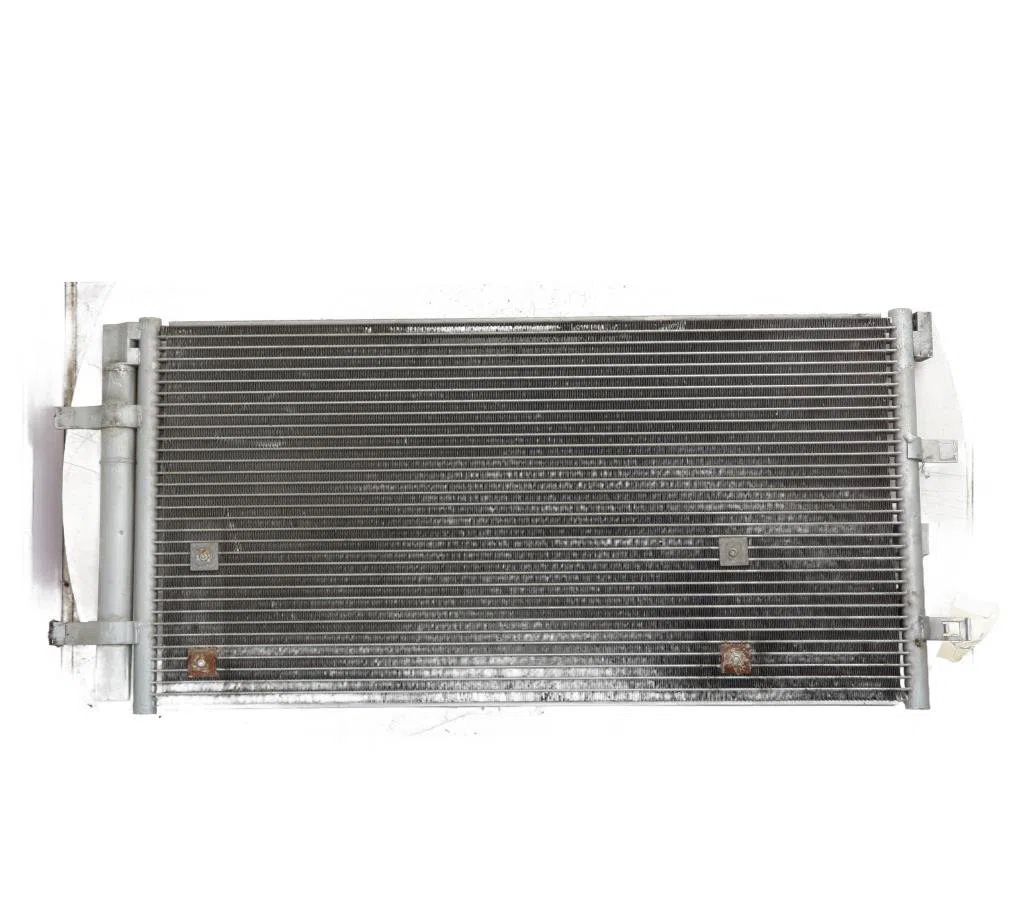Condenseur clim Audi A5 (8T3) 2.7 tdi (2007-2012) occasion — photo 3