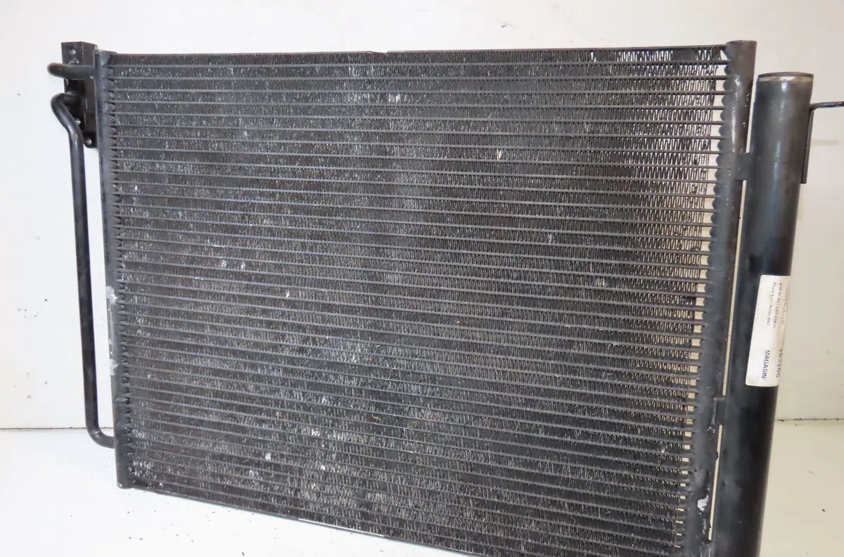 Condenseur clim Bmw X5 (E53) 3.0 d (2001-2003) occasion — photo 2