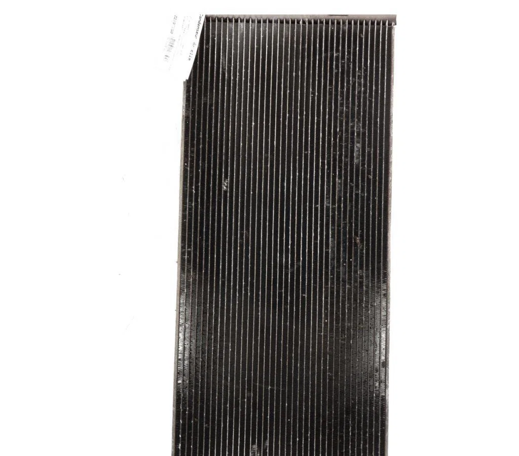 Condenseur clim Chevrolet AVEO A trois volumes (T300) 1.3 d (2011-2015) occasion — photo 2