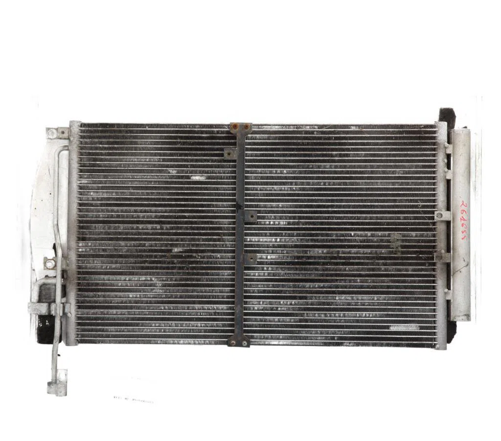 Condenseur clim Chevrolet CAPTIVA (C100, C140) 2.0 d 4wd (2006-2009) occasion — photo 4