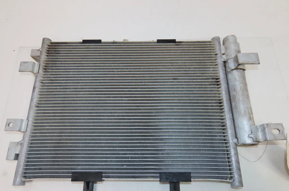 Condenseur clim Dacia SPRING Ev (b6m1) (2020) 5 portes occasion — photo 3