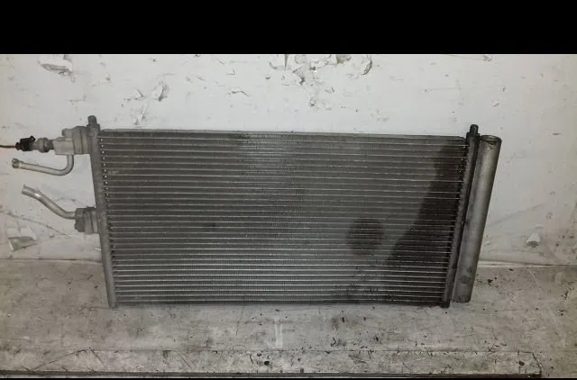 Condenseur clim Fiat IDEA (350_) 1.4 16v (2004) occasion — photo 3