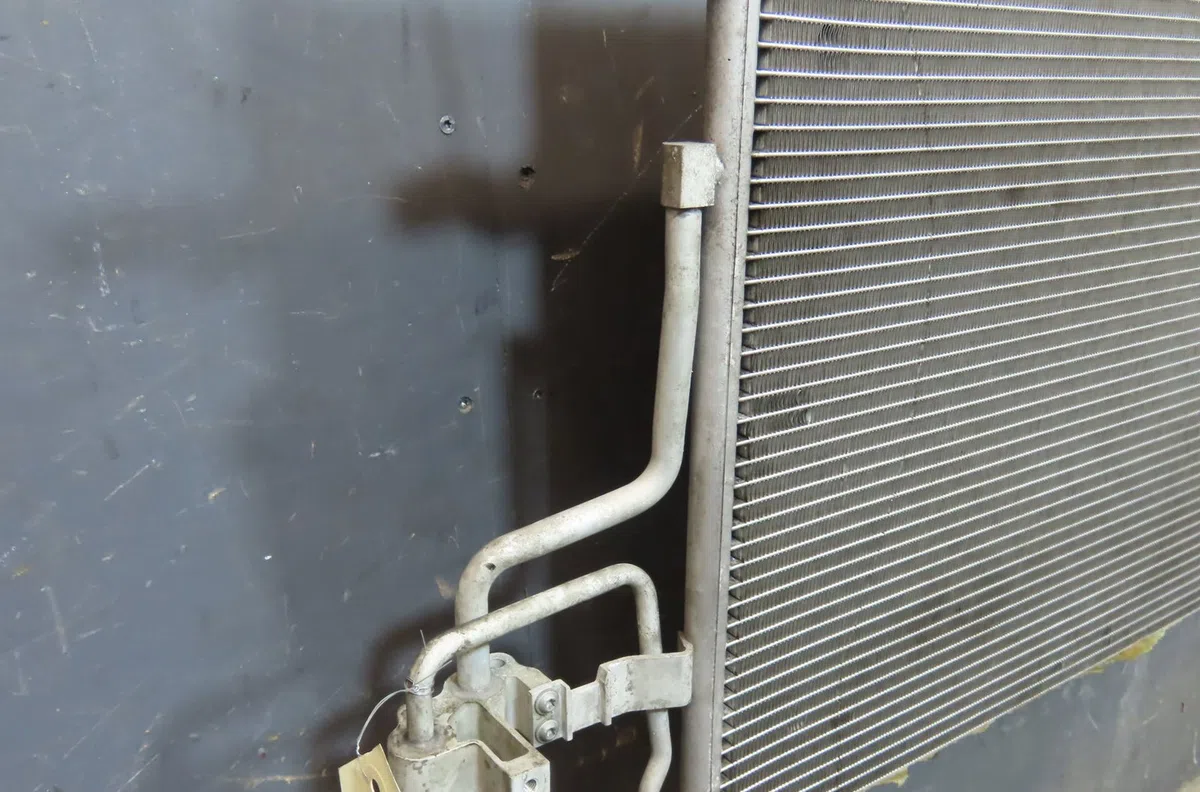Condenseur clim Ford KUGA I 2.0 tdci (2008-2012) 5 portes occasion — photo 2