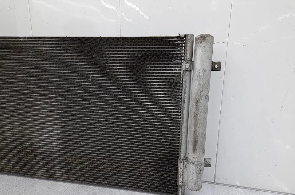 Condenseur clim KIA CARENS 3 occasion — photo 4