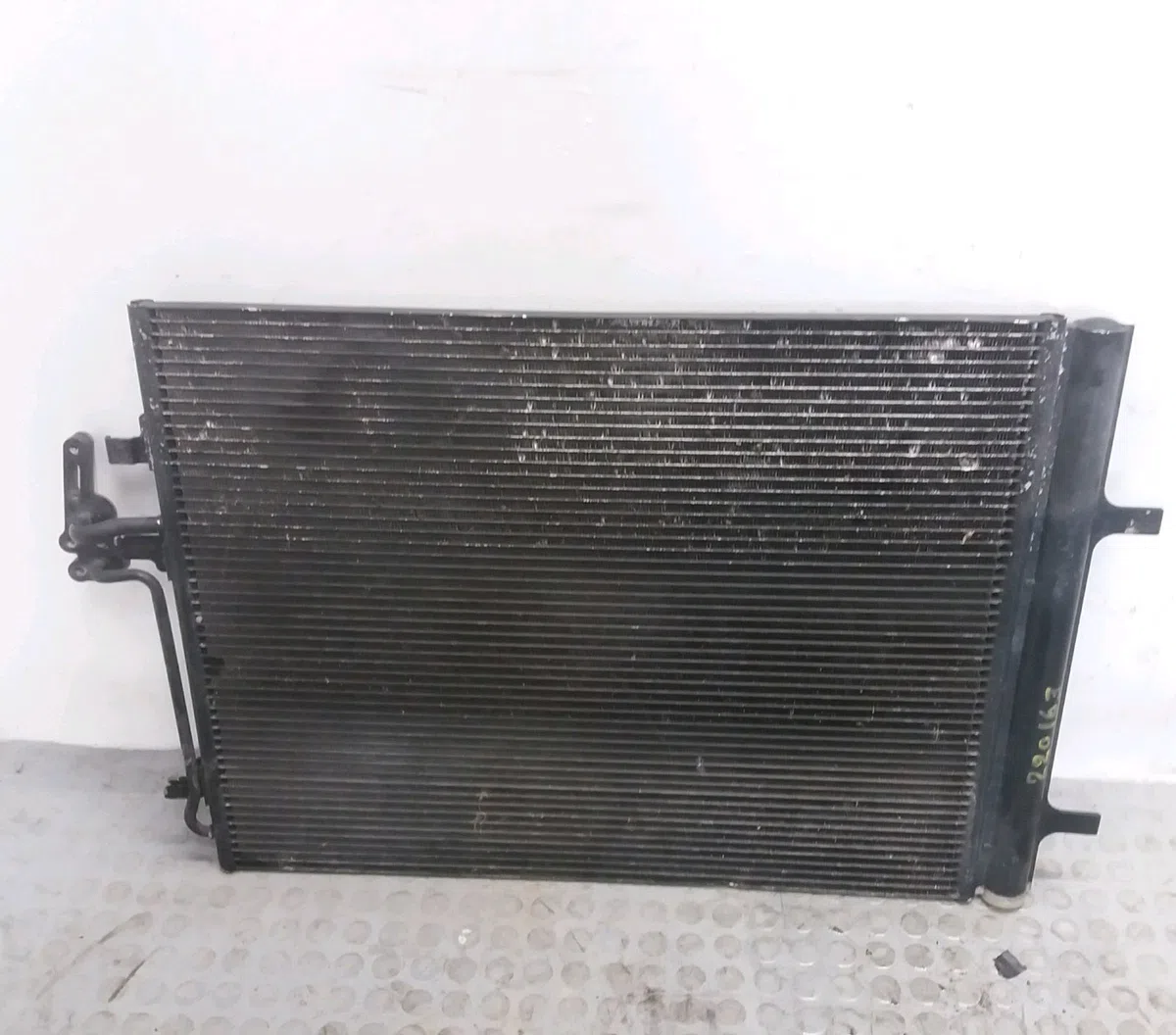 Condenseur clim Land rover RANGE ROVER EVOQUE (L538) 2.2 d 4x4 (2011-2019) occasion — photo 2