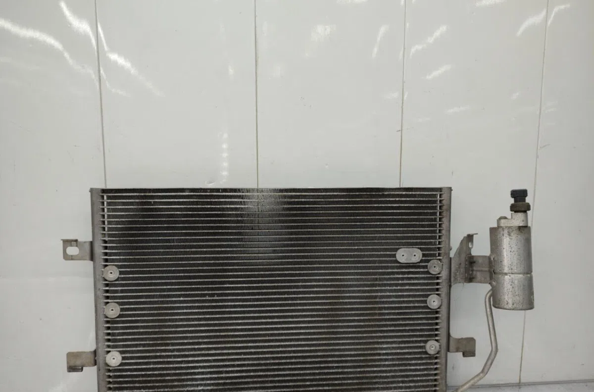 Condenseur clim MERCEDES CLASSE A 168 PHASE 1 occasion — photo 2
