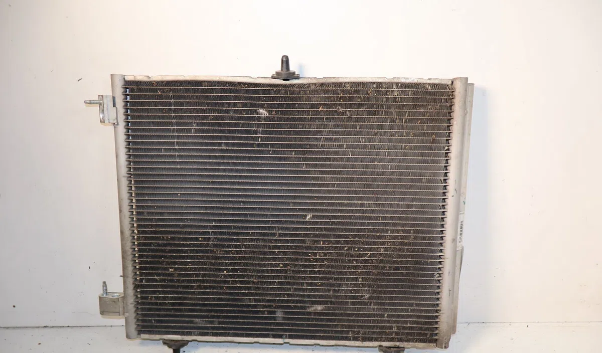 Condenseur clim Peugeot 208 I (CA_, CC_) 1.0 (2012) occasion