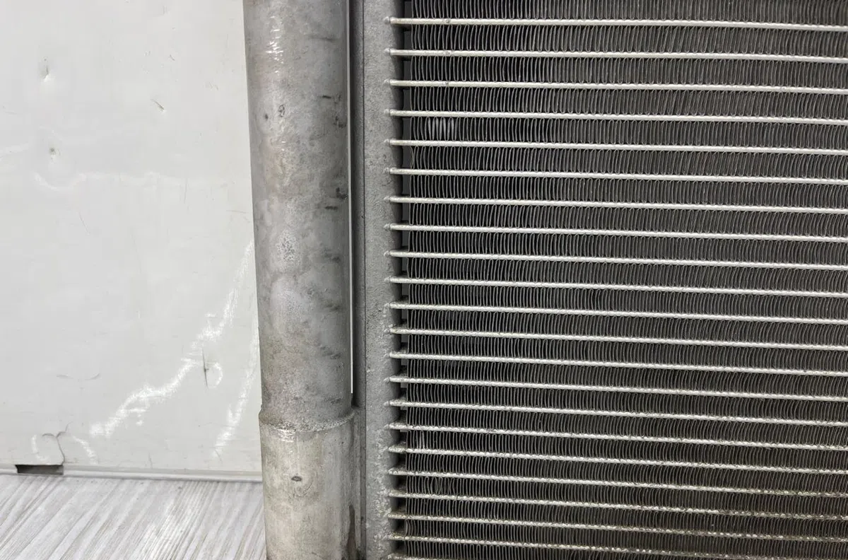 Condenseur clim RENAULT LAGUNA 3 PHASE 2 occasion