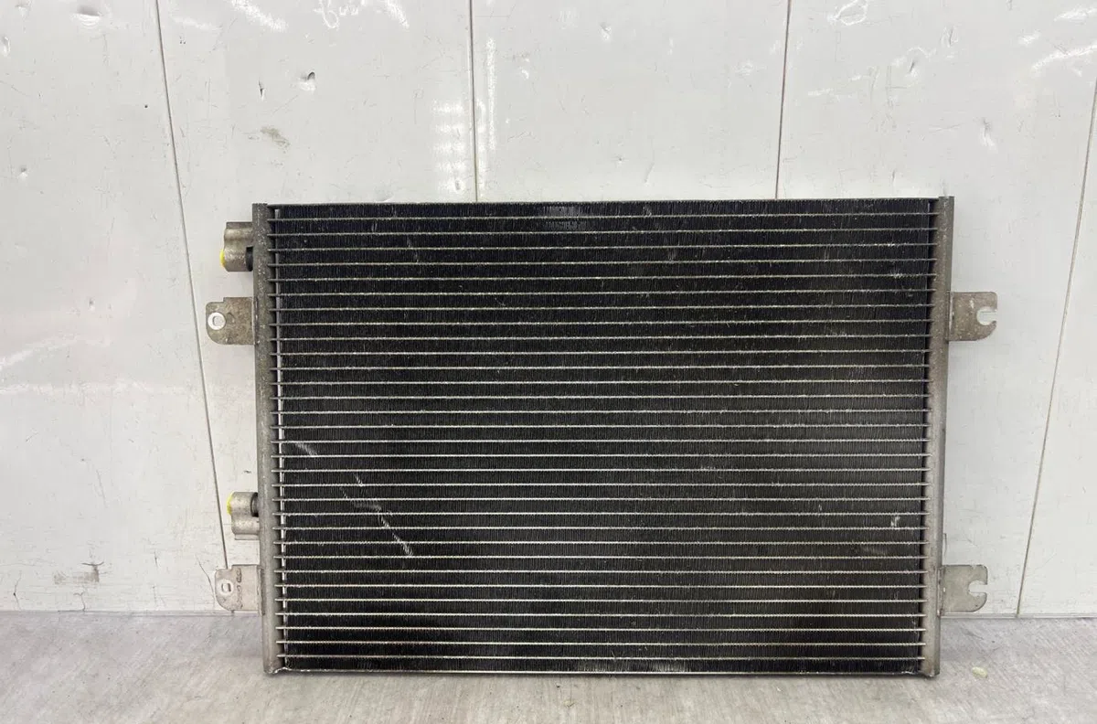 Condenseur clim RENAULT MEGANE 1 PHASE 2 occasion