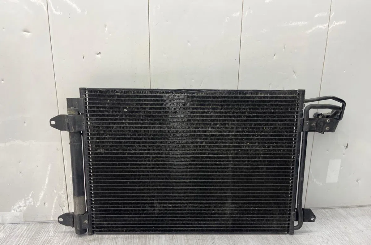 Condenseur clim VOLKSWAGEN GOLF 5 occasion