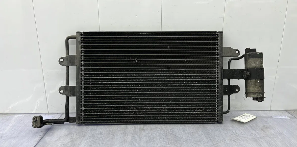 Condenseur clim VOLKSWAGEN NEW BEETLE 1 PHASE 1 occasion