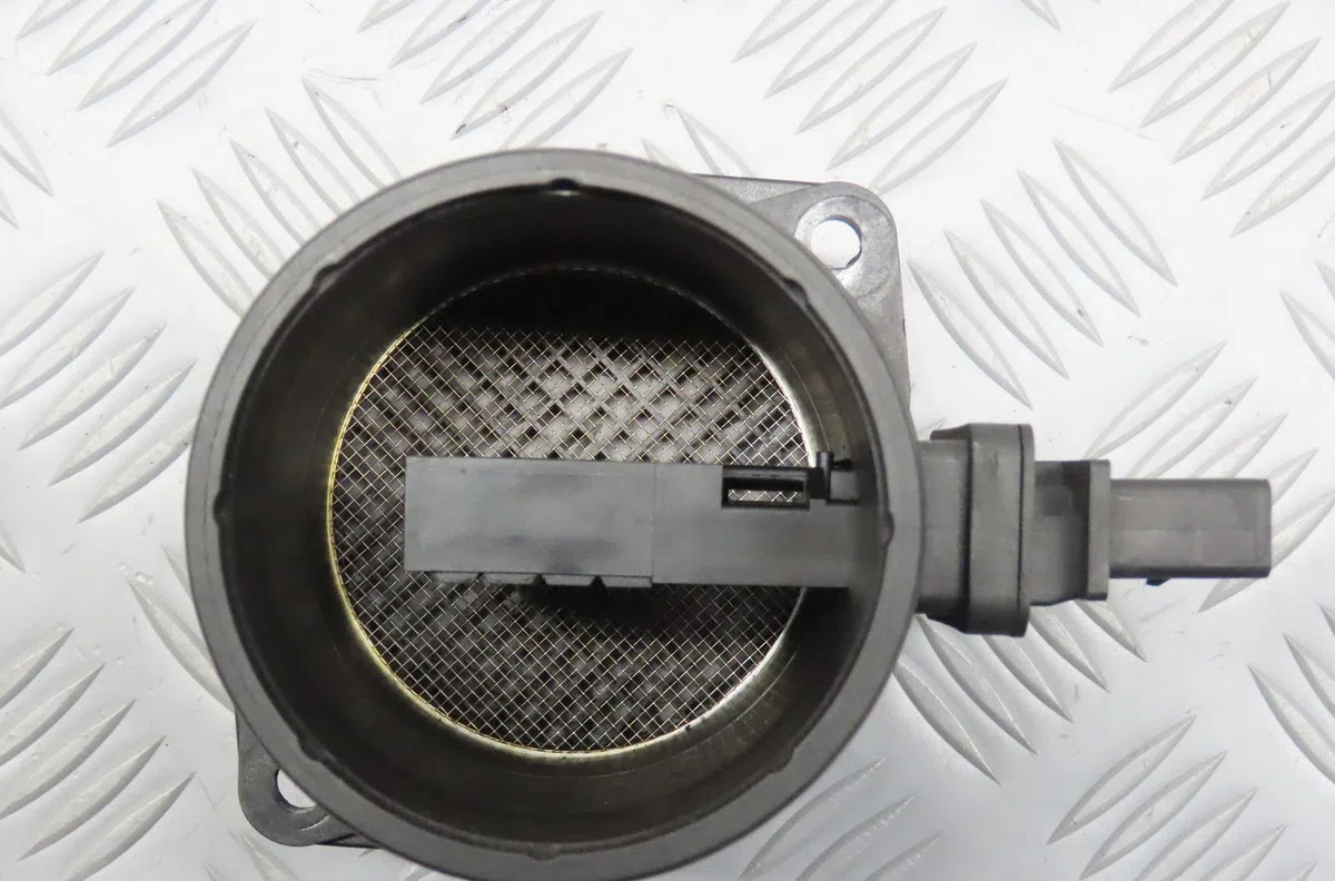 Debimetre air Audi A4 B8 (8K2) 2.0 tdi (2007-2015) occasion