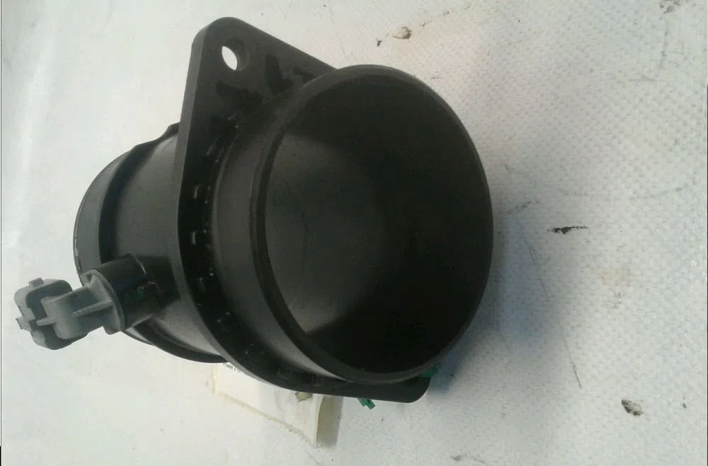 Debimetre air RENAULT CLIO III 2010 occasion