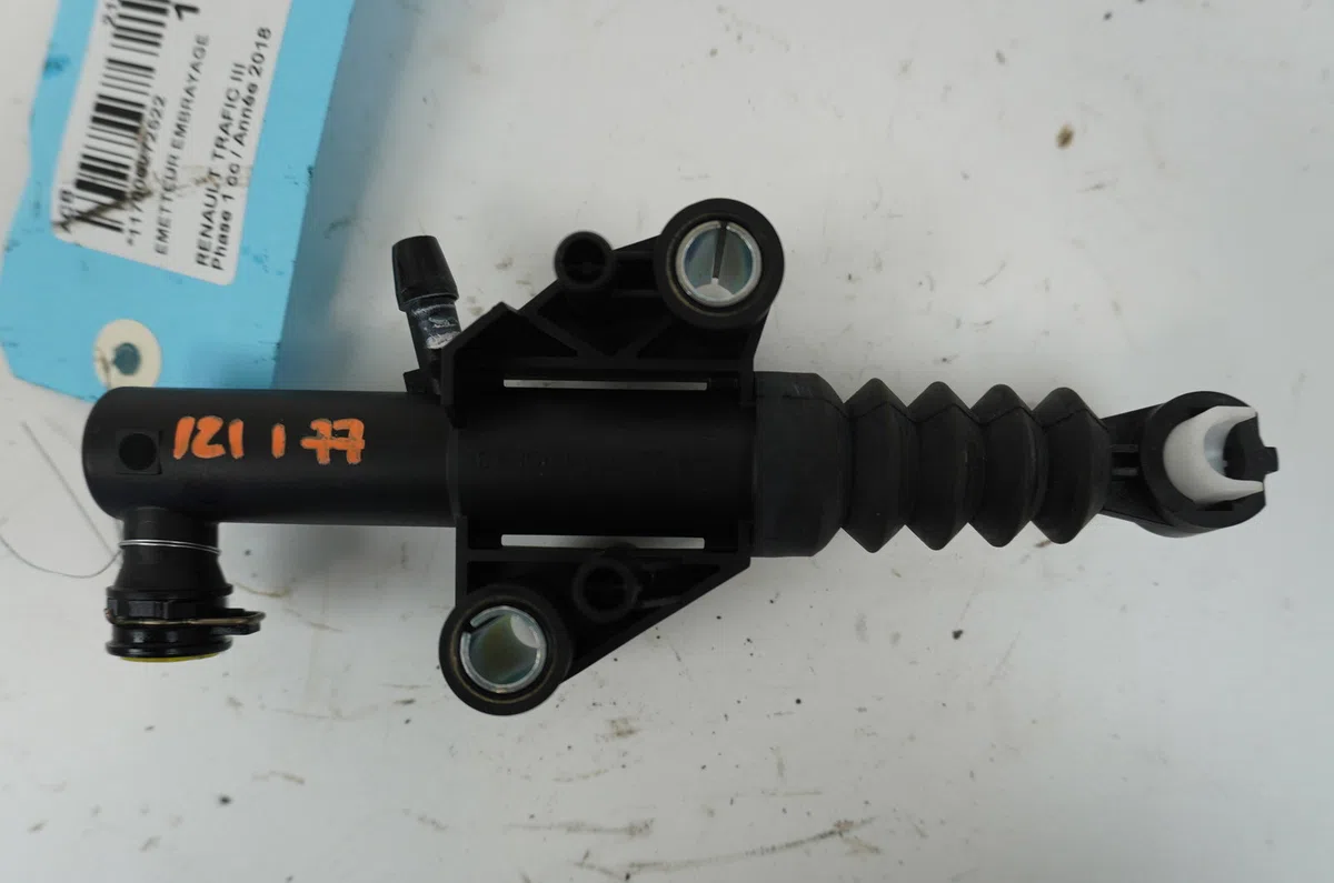 Emetteur embrayage RENAULT TRAFIC III  1.6 DCI 145ch occasion