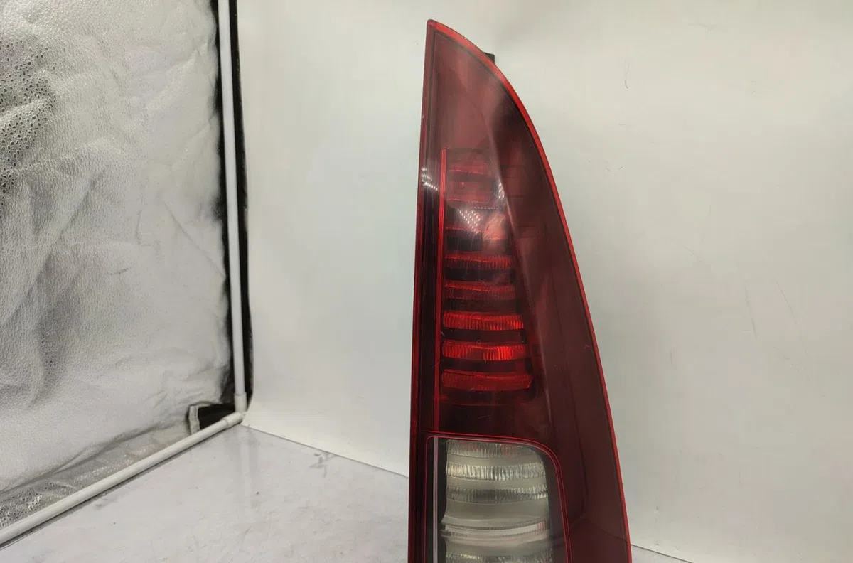 Feu arrière droit RENAULT ESPACE 4 PHASE 1 occasion