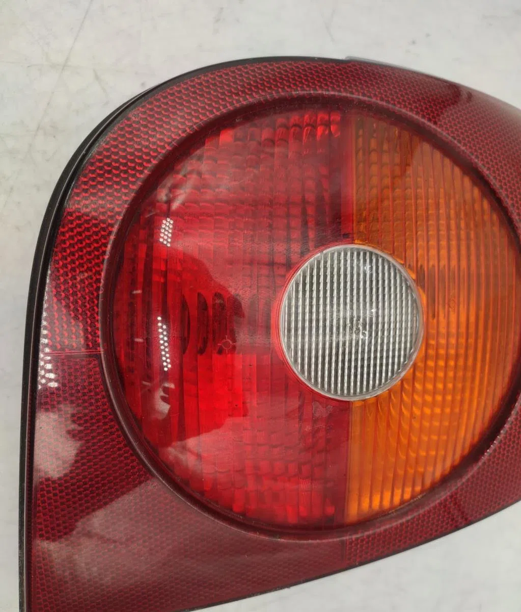 Feu arrière droit RENAULT MEGANE 1 PHASE 2 COUPE occasion